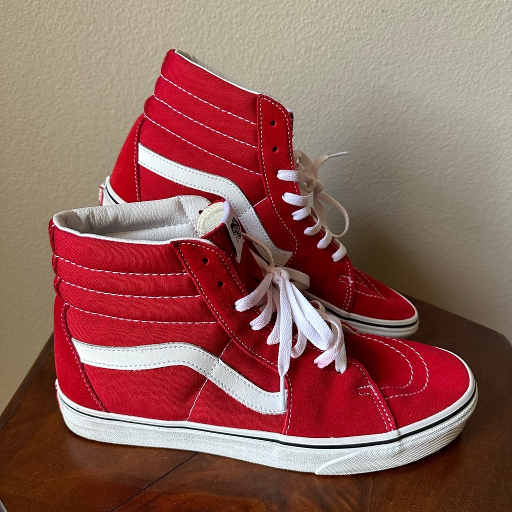 Vans Sk8-Hi Skate Shoe - Racing Red high top sneakers (men’s 10.5 / wmns 12)